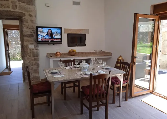 Dom wakacyjny O Enxidro Rois